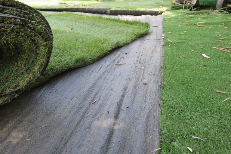 comment poser gazon synthetique sur dalle beton